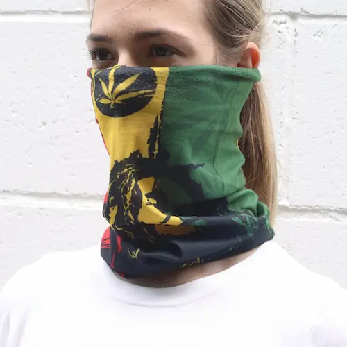 neck gaiter model 3